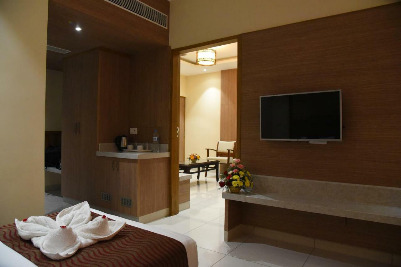 Rathna Residency Hotel Erode Exterior photo